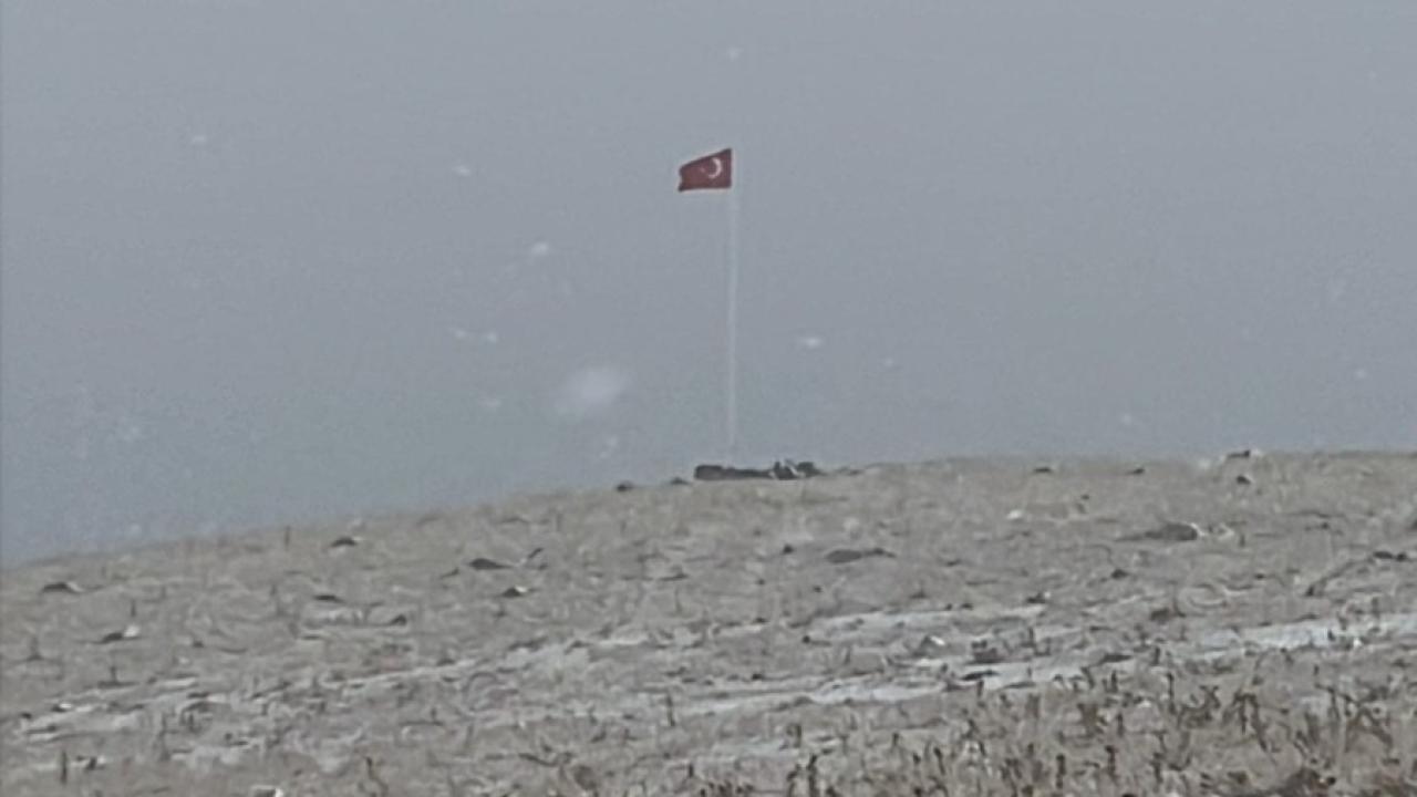 Kars&#039;ın yüksek kesimleri beyaza büründü