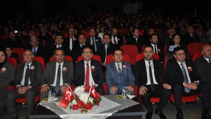 Kars’ta Öğretmenler Günü kutlandı