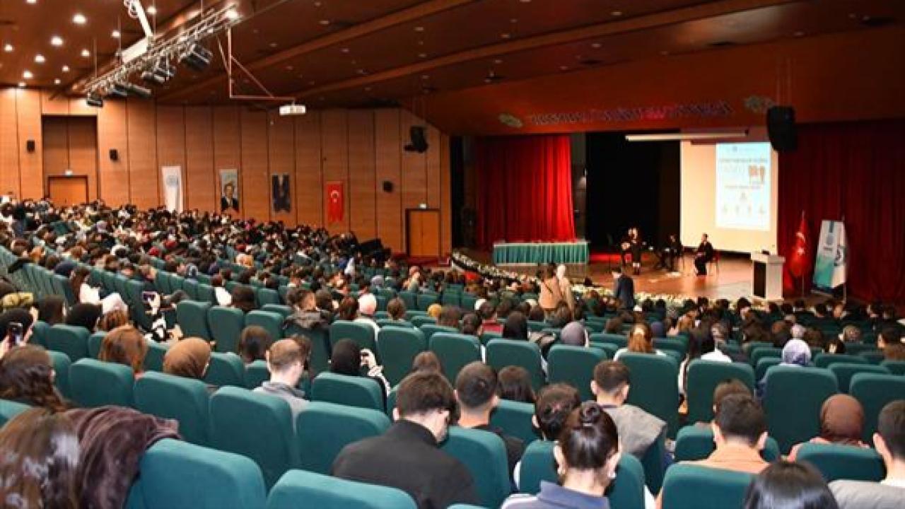 KAÜ’de “Her Hayat Bir Öğretmenin Eseridir” paneli