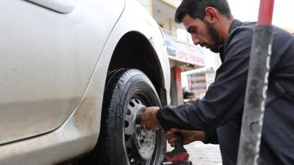 Lastikçilerde kış lastiği yoğunluğu