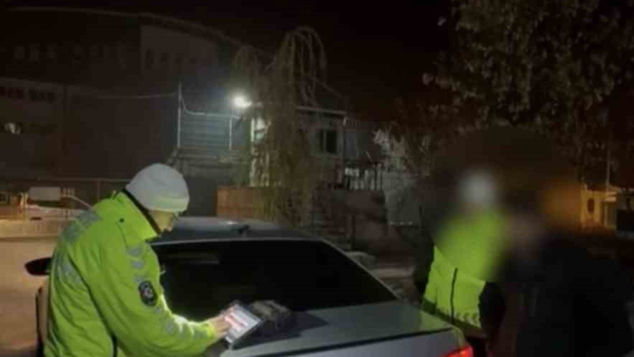 Öğrenci yurdu önünde drift atan sürücü yakalandı