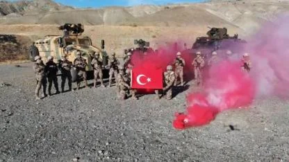 Özel Harekat tatbikatı heyecanlandırdı