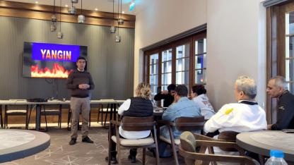 Sarıkamış'ta otel çalışanlarına yangın eğitimi