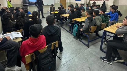 Selim’de 65 öğrenciye "Trafik Dedektifleri" eğitimi