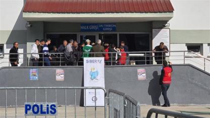 Taraftarlar siber suçlara karşı bilgilendirildi