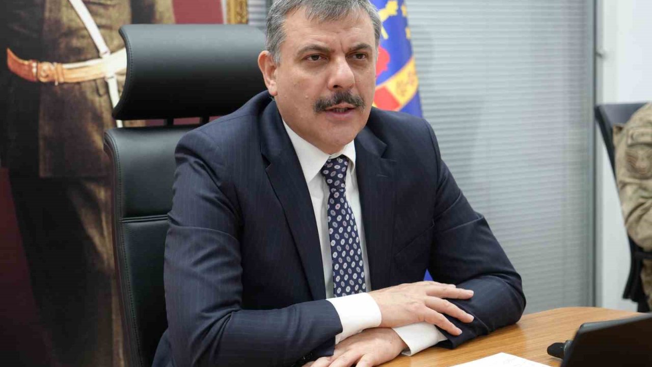 Vali Çiftçi; &quot;Erzurum’da sokak hayvanları sorunu kalmayacak &quot;