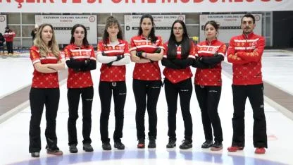 21 Yaş Altı Kadın Curling Milli Takımı'nın hedefi ilk üç