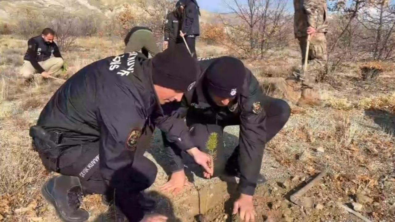 600 fidanı toprakla buluşturdu