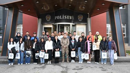 Ağrı’da lise öğrencileri ile meslek seçimi söyleşisi