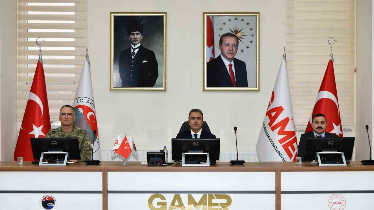 Ardahan’da güvenlik ve asayiş koordinasyon toplantısı yapıldı