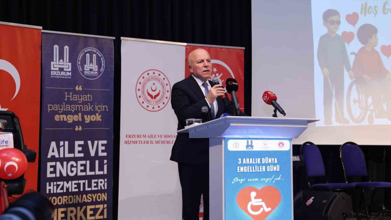 Başkan Sekmen: &quot;Özel gereksinimli bireyler başımızın tacıdır&quot;