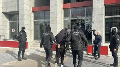 Bir kişinin öldüğü bıçaklı kavganın üç zanlısı tutuklandı