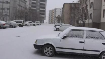 Bitlis beyaza büründü