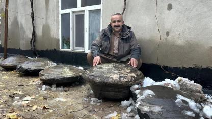 Bulduğu taşların incelenmesini istiyor