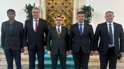 Çalkın, ilçe başkanlarıyla TBMM'de bir araya geldi