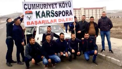 Cumhuriyet köyü gençlerinden Kars 36 Spor’a anlamlı destek