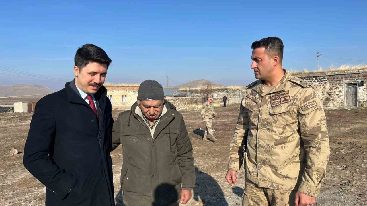 Digor Kaymakamı Kahraman, gönüllere dokunmaya devam ediyor