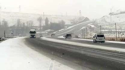 Dolu yağışı ulaşımı olumsuz etkiledi
