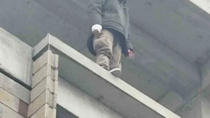 Erzurum Horasan’da intihar girişimi: Ekipler son anda ikna etti