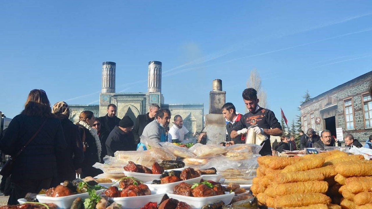 &quot;Erzurum Tanıtım Günleri&quot;ne kamu freni