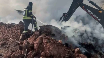 Erzurum’da ahır ve samanlık yangını: 21 büyükbaş havyan telef oldu