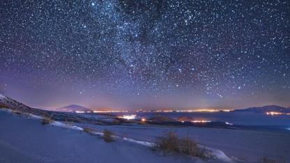 Geminid meteor yağmuru gökyüzünü süsledi