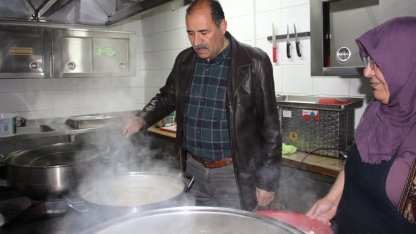 Pansiyon ziyaretinde tepki çeken görüntü