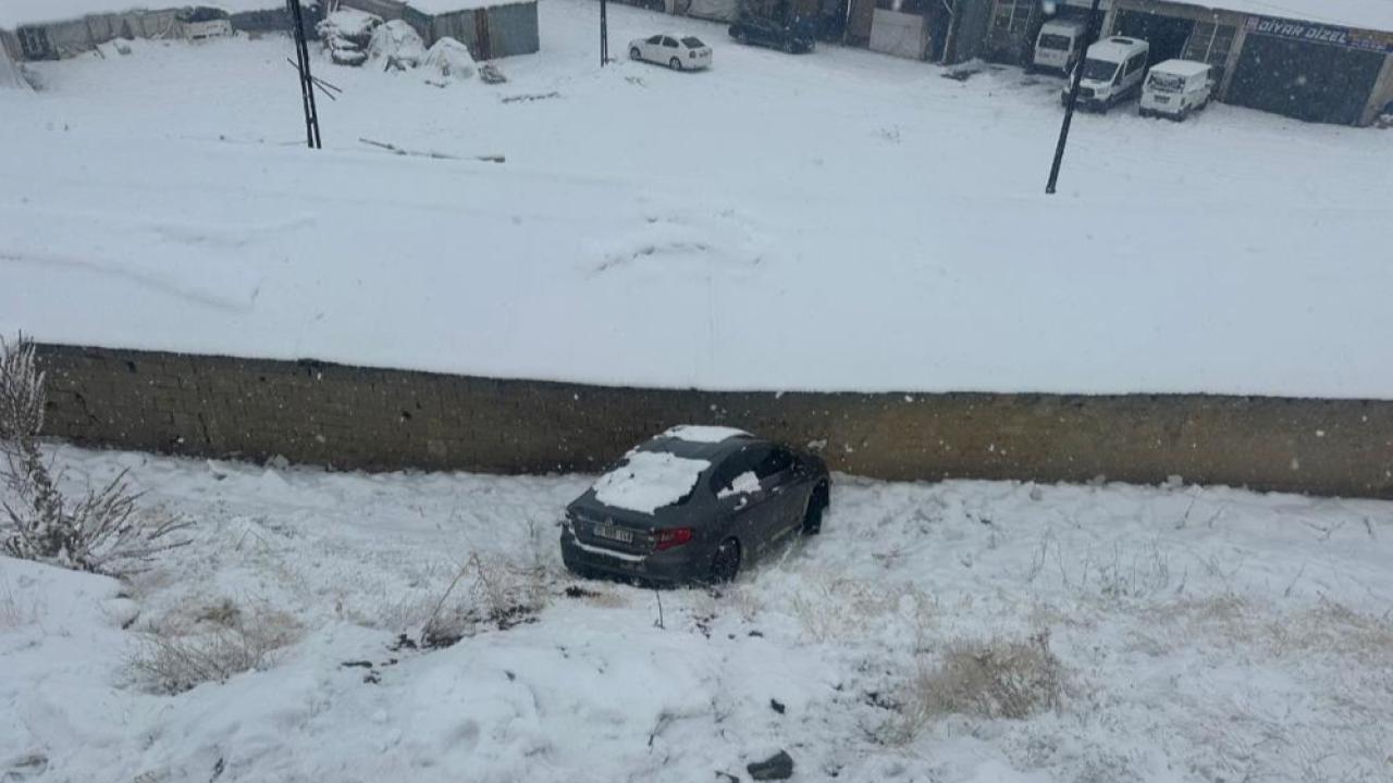 Kar ve buzlanma kazaları beraberinde getirdi