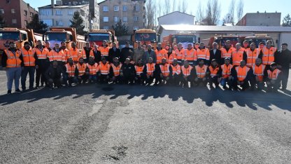 Karla ve buzla mücadele dualarla başladı