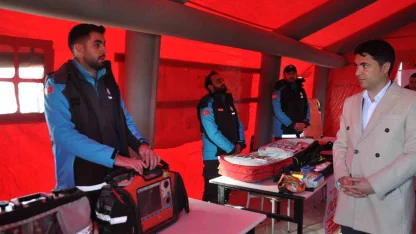 Kars Vali Vekili Aydın Göçer, "Asılsız çağrı yapanlar insanlık suçu işliyor"