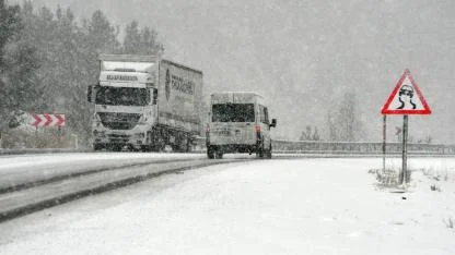 Kars ve Ardahan'da kar yağışı