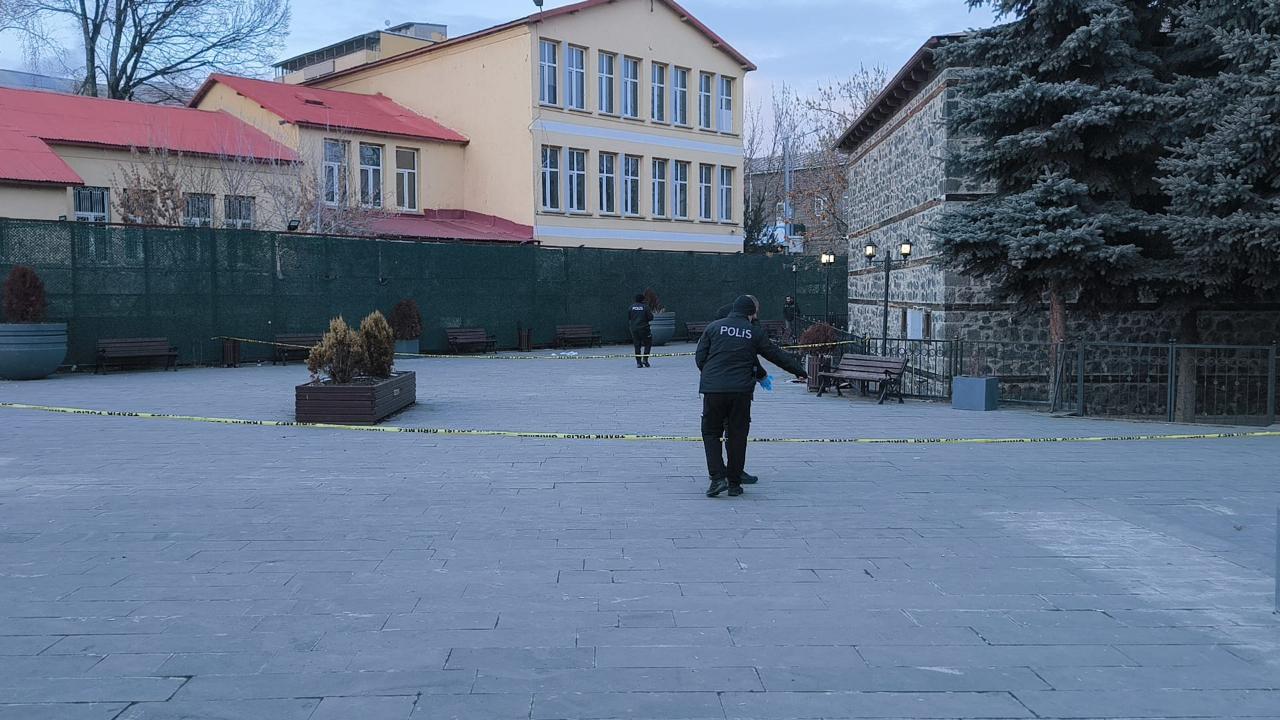 Kars'ta 7 kişinin yaralandığı kavgada 14 kişi gözaltına alındı