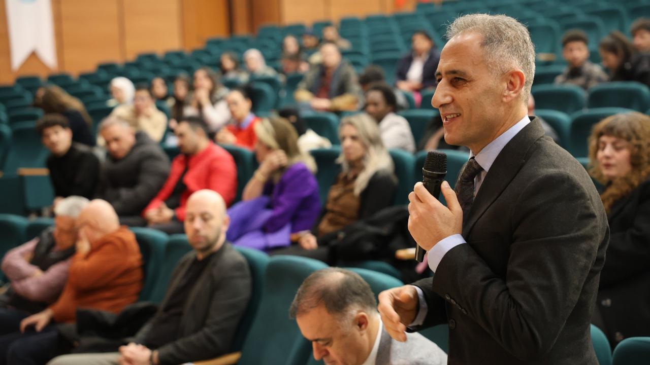 Kars’ta gençler tarım ve gıdayı konuştu