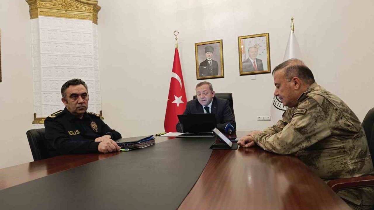 Kars’ta Kasım ayı asayiş ve güvenlik toplantısı yapıldı