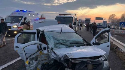 Kars’ta trafik kazası: 3 yaralı