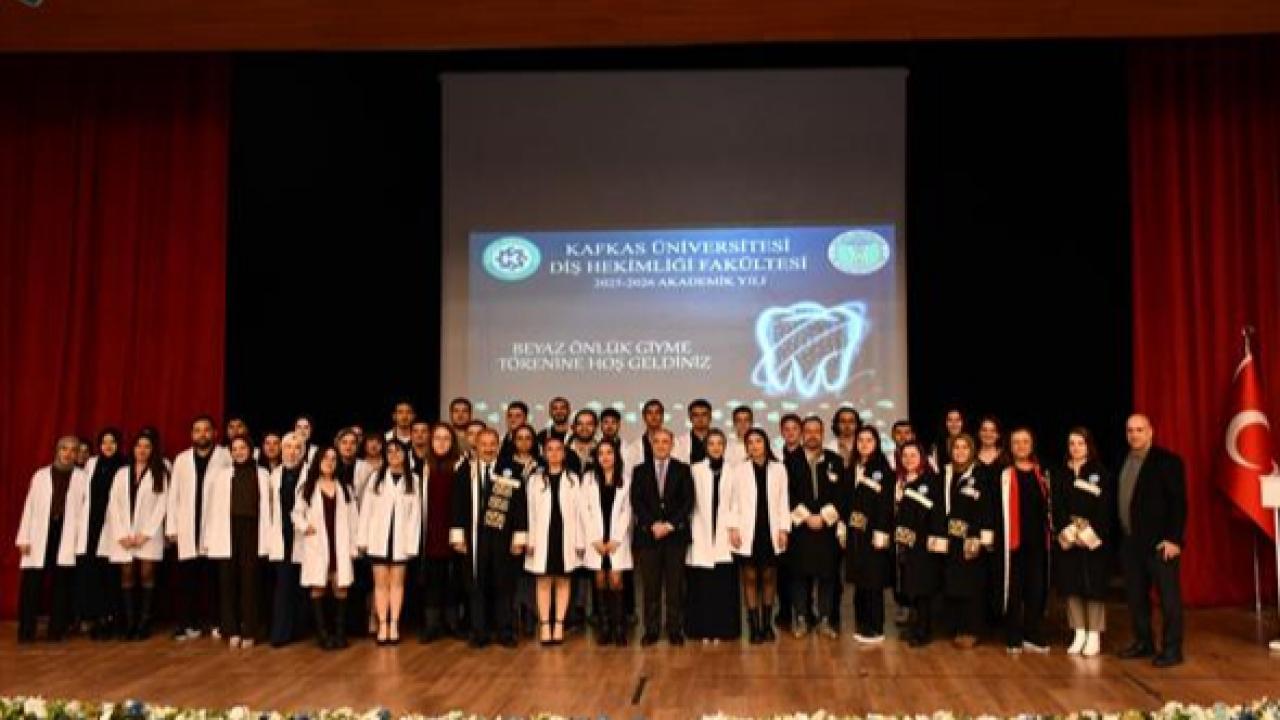 KAÜ’de beyaz önlük giyme heyecanı