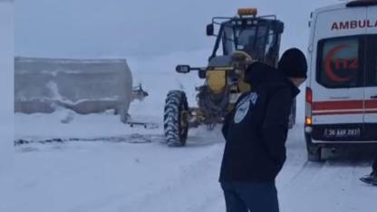 Köyde mahsur kalan hasta kurtarıldı