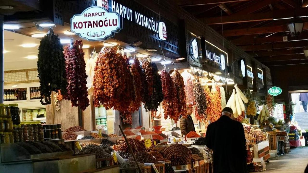 Mahalli müzik uygulaması çarşı esnafını memnun etti