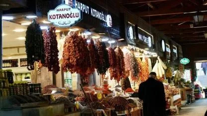 Mahalli müzik uygulaması çarşı esnafını memnun etti