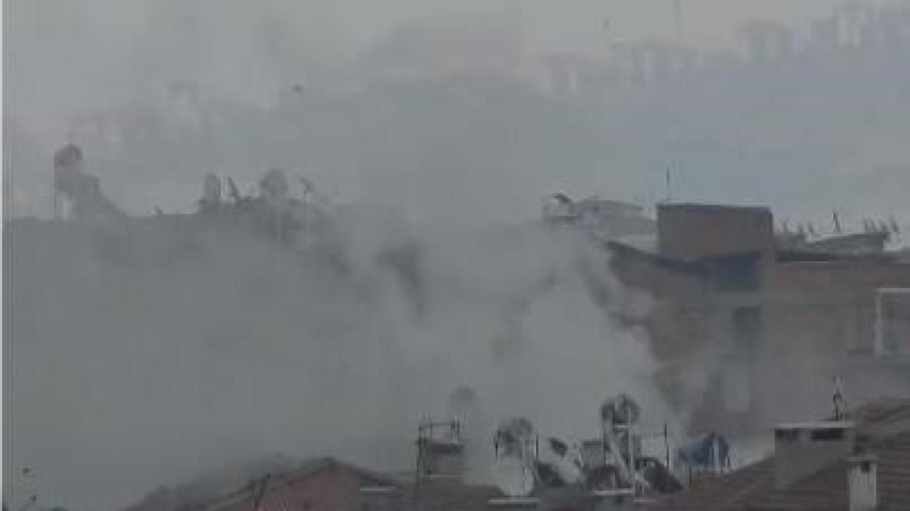 Metruk binada çıkan yangın söndürüldü