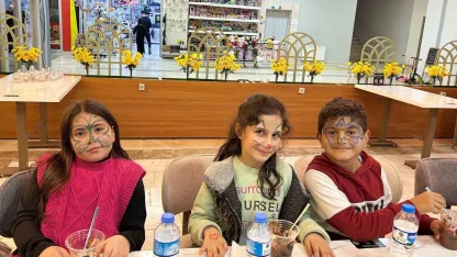 Patnoslu öğrenciler "Toti ile Poti" oyununu izledi