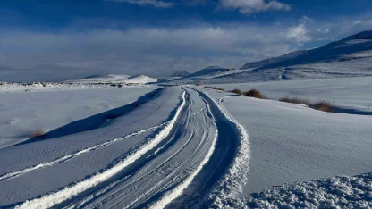 Patnos’ta karla mücadele devam ediyor