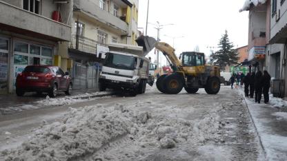 Sarıkamış'ta kar temizleme çalışması