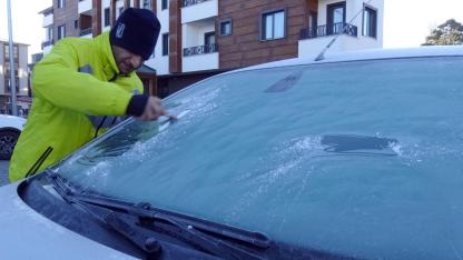Sarıkamış'ta kar yağışı yerini soğuk havaya bıraktı