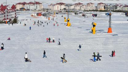 Sarıkamış'ta ücretsiz kayağın son günü
