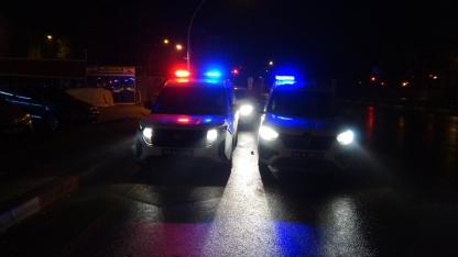 Silahla vurduğu kişiyi aracına aldı, yol kenarına atıp kaçtı