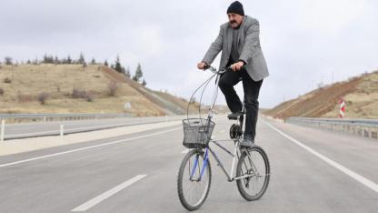 Sıra dışı bisiklet görenleri şaşırtıyor