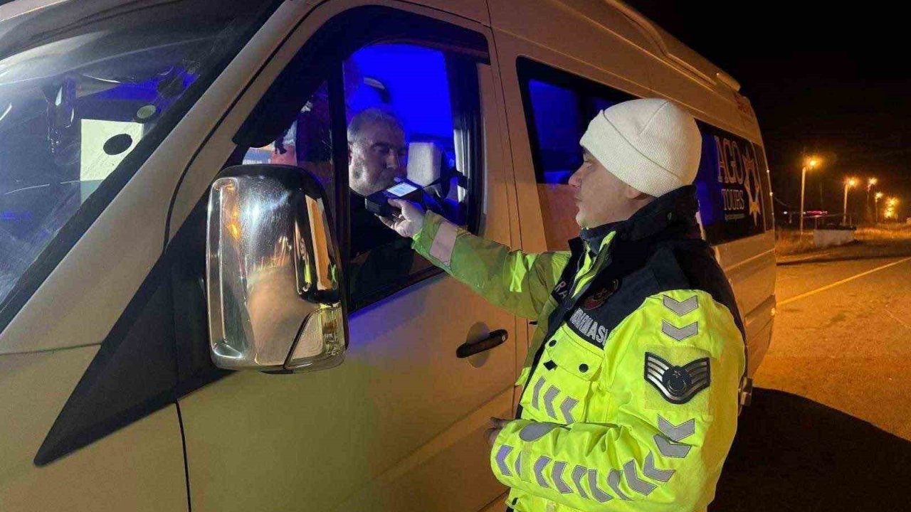 Trafik uygulamasında 49 araç trafikten men edildi