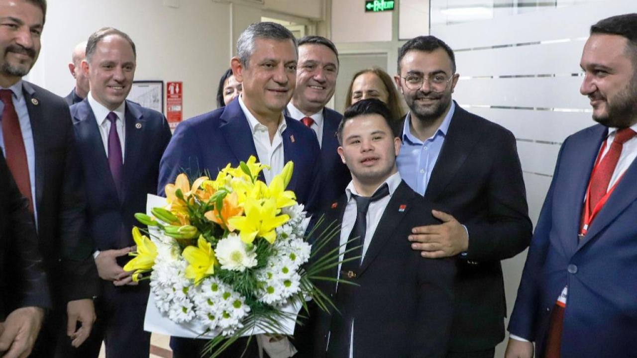 Uğurcan İrak, bir kez daha Özgür Özel’in A takımda