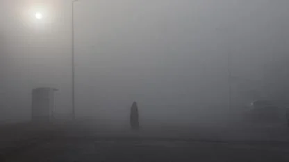 Yoğun sis görüş mesafesini düşürdü